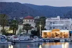 Kalypso Suites Hotel, Элунда