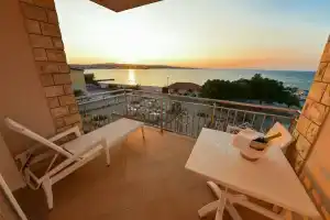 Sunset Apartments, Povljana