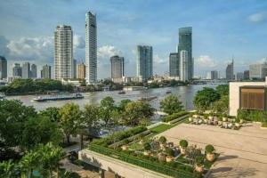 Four Seasons Hotel Bangkok at Chao Phraya River, Бангкок