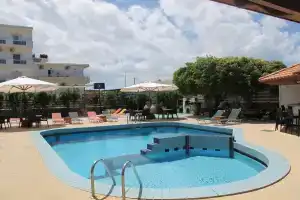 Albatross Studios & Apartments, Ираклион