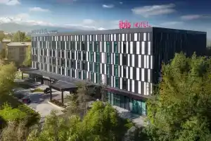 Отель «ibis Almaty Jetisu», Алматы