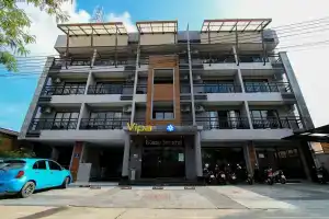Vipa House Phuket, Чалонг