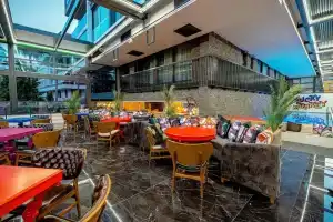 Lucky Monkey Hotel, Анталья