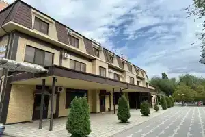 Отель «Оазис»