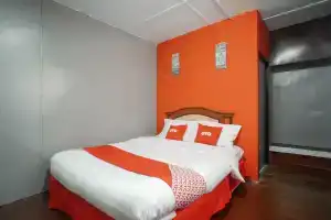 Oyo 89646 Panvill Resort, Пангкор