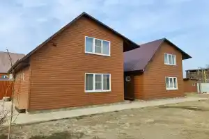 Домики для рыбаков, Зеленга