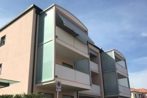 House Montecarlo, Лоано