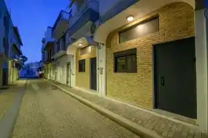 Loft 2, Кос