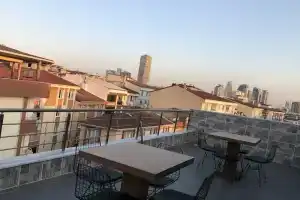 Marmara Apart Otel, Эсеньюрт