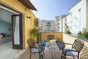 Estate4home - Casa Cristina Green, Сант-Аньелло