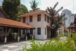 Hasienda Homestay Bayan Lepas, Байян Лепас