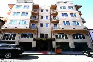 Hotel «Aristocrat Batumi», Батуми