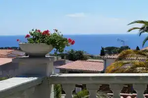 107081 - House in Lloret de Mar, Льорет де Мар