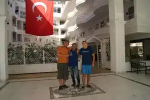 Club Efes Otel, Нарлыкую