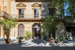 Palazzo De Gregorio Apartments, Палермо