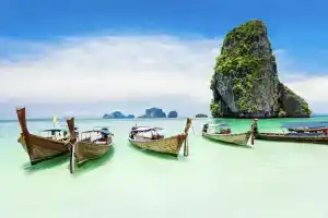Bangla Thai Escape 7-10 min walk, Патонг