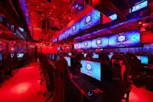 E-sports Hotel E-zone-Hostel, Осака