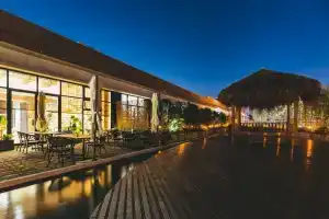 Atour Hotel Lvshunkou Dalian, Далянь