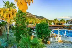 Larina Thermal Resort & SPA, Карахайыт