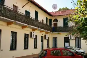 La Corte di Crenna, Галларате