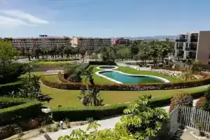 1019 - Paradis Village E, Салоу