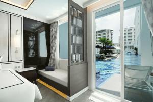 Movenpick Myth Hotel Patong Phuket, Патонг