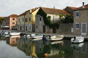Hvar-Holiday Apartments, Врбоска
