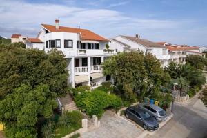Ante - Comfortable & Free Parking - A4, Mandre