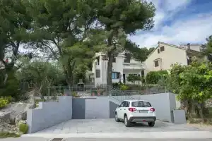 Apartment Snezana, Примостен