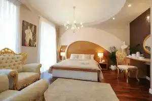 Silver & Gold Luxury Rooms, Задар