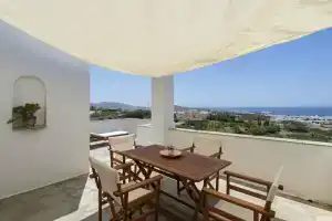 Panoramic View House, Парикия