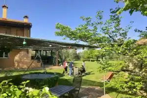 La Casa Toscana - Apt Castello 7 km by the sea, Кастаньето-Кардуччи