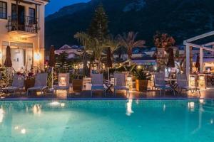 Bronze Hotel, Олюдениз