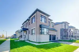 Aaira Suites Luxury Villa, Брамптон