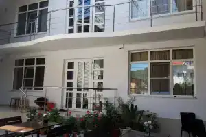 Гостевой дом «у Риммы», Лоо