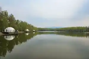 Глэмпинг «Шале на воде», Краснореченское
