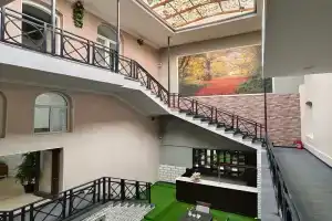 Гостиница «Pera», Баку