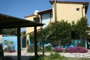 Casa Anna, Капитана