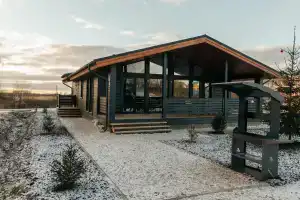 Sweet Home, Малая Брембола
