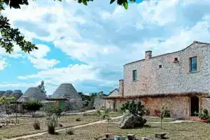 Masseria LoJazzo, Челье-Мессапика