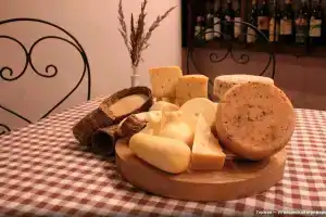 Итальянская сырная ферма, Медное