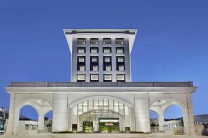 Отель «Courtyard by Marriott Bengaluru Hebbal»