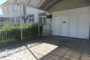 Astoria B & B, Ош