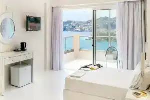 Eva Mare Hotel & Suites - Adults Only, Агия-Пелагия