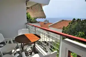 Zennova 16 Naftilos Family Summer House, Сивири