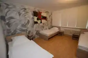 Ab Apartment 08, Штутгарт