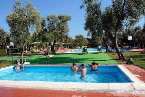 Villaggio Camping Parco Degli Ulivi, Пескичи