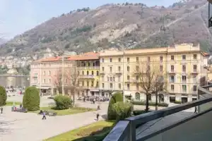 My Home in Como Lake View, Комо