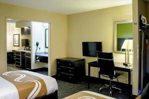 Quality Inn & Suites at Airport Blvd I-65, Мобил