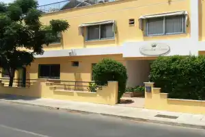 Executive Suites, Никосия